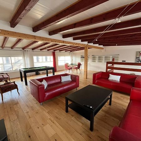 Villa Avec Piscine Interieure 奥尔泽姆 外观 照片
