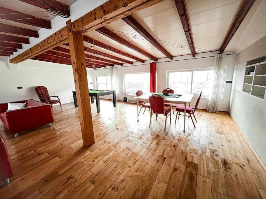 Villa Avec Piscine Interieure 奥尔泽姆 外观 照片