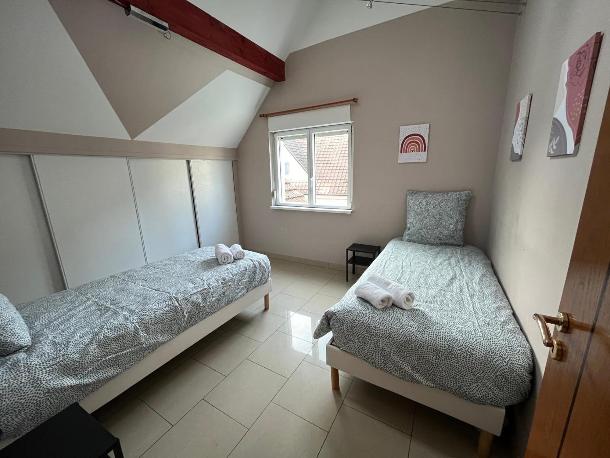 Villa Avec Piscine Interieure 奥尔泽姆 外观 照片