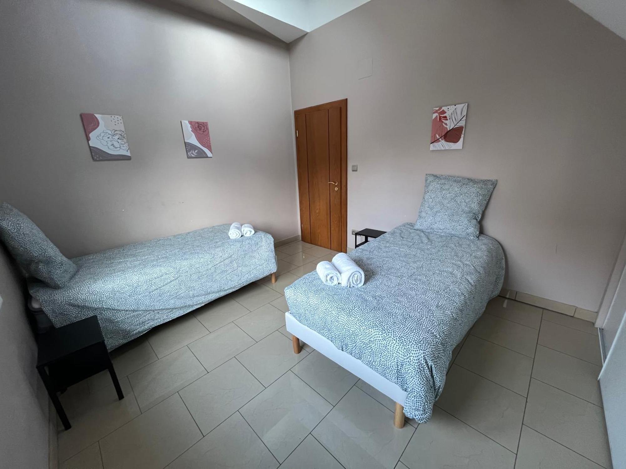 Villa Avec Piscine Interieure 奥尔泽姆 外观 照片