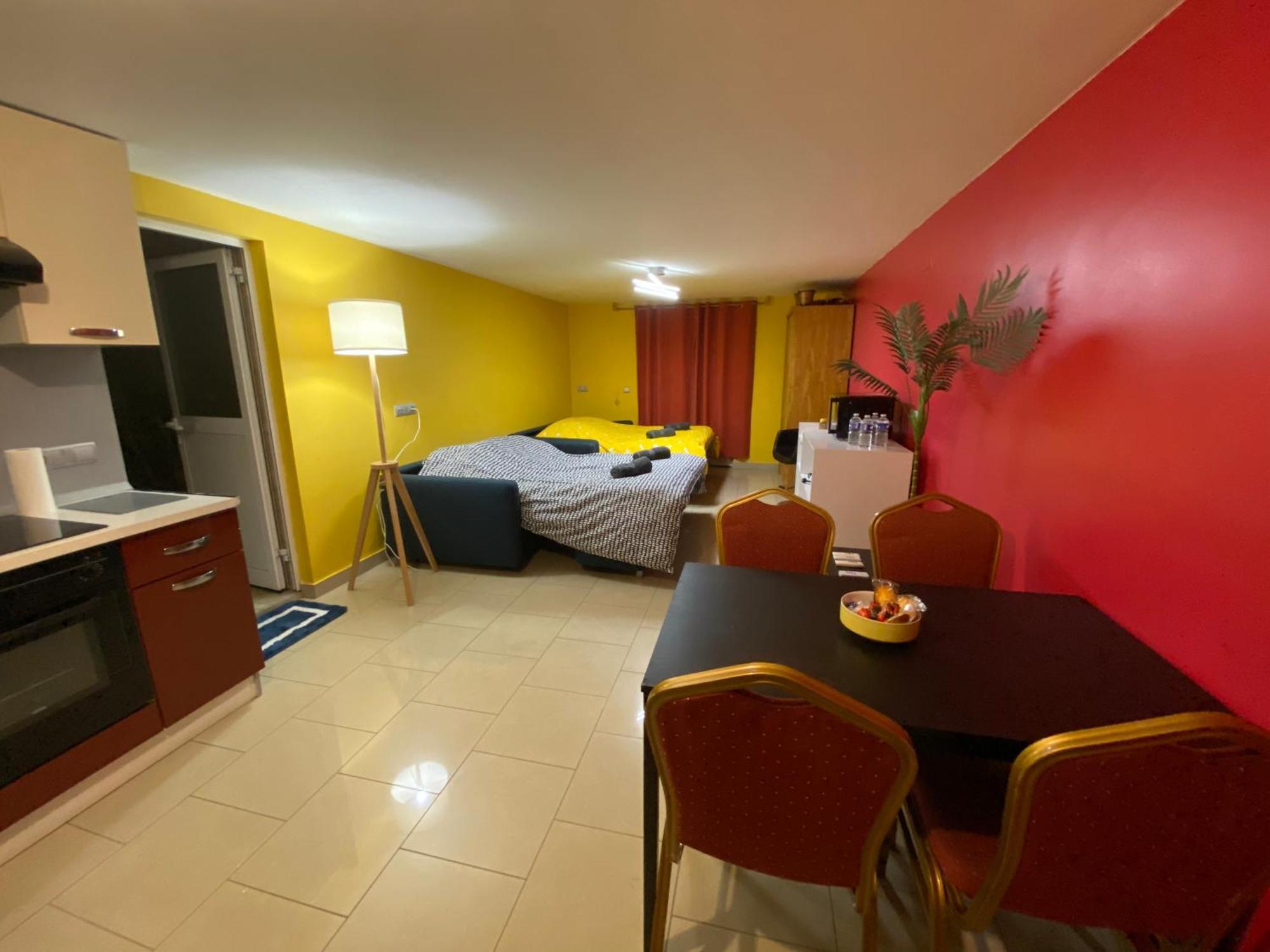 Villa Avec Piscine Interieure 奥尔泽姆 外观 照片